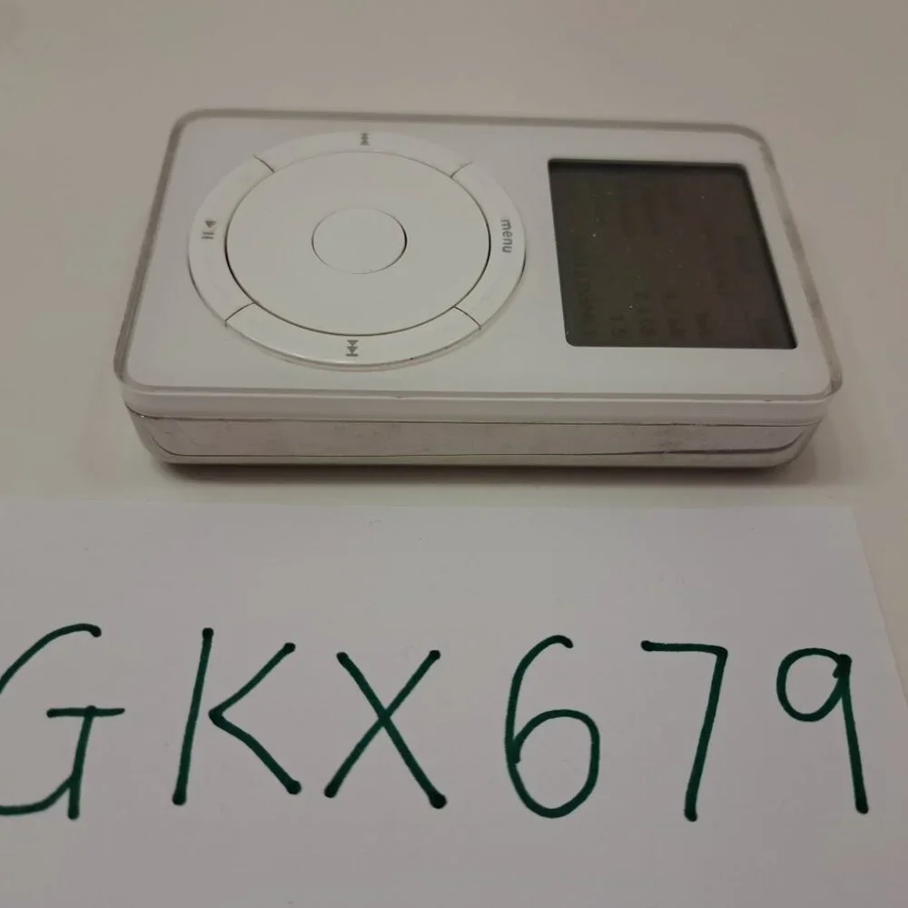 iPod Classic 1st Generation 10GB (+ New Extended Battery + Original Charger) #2